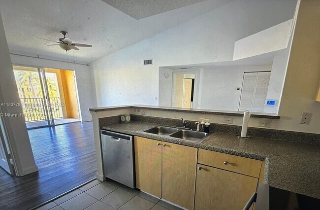 Foto del edificio - 2200 E Preserve Way