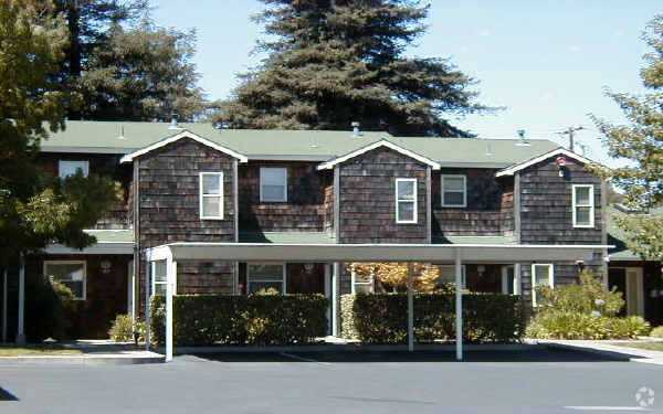 Building Photo - Virginia Park Garden Apts Apartments