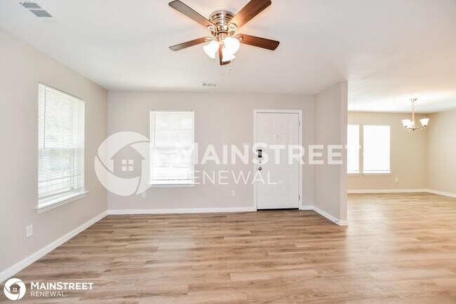 Foto del edificio - 6409 Ramey Ave