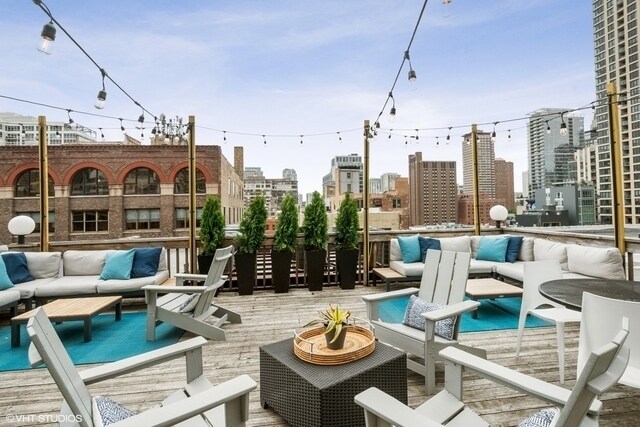 Foto principal - 225 W Huron St