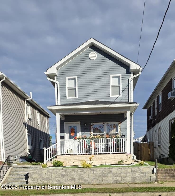 Primary Photo - 260 E Broad St