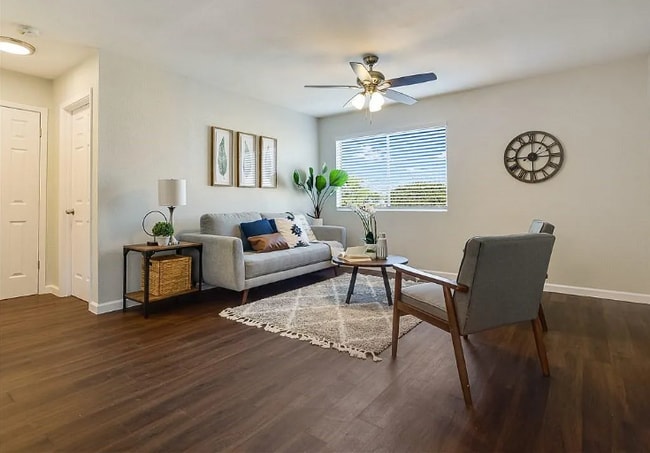 Foto del edificio - 2110 Oak Motte Ln