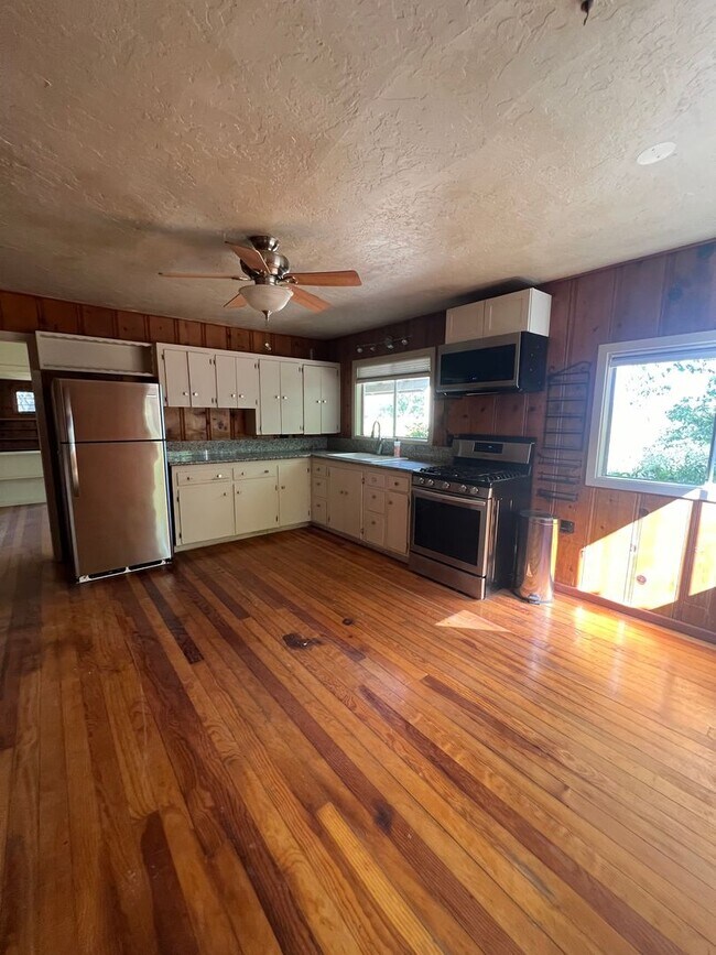 475 Clipper Gap Rd Unit 60018 Seeley 485 Clipper Gap, Auburn, CA 95603