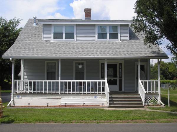 Primary Photo - 33 Landin St