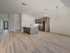 Building Photo - 13022 Staton Dr