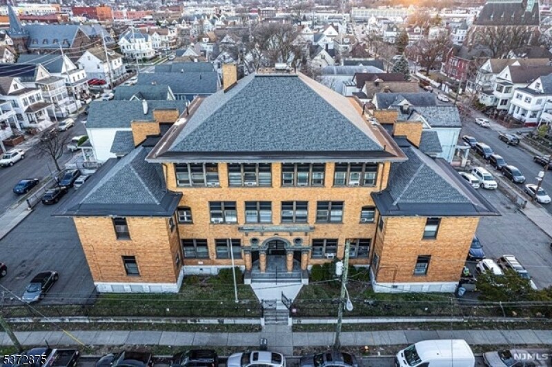 Foto principal - 179 Columbia Ave