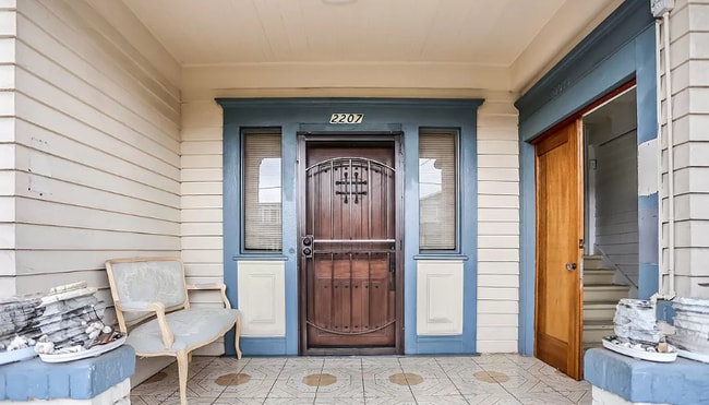 Photo - 2207 Cambridge St Townhome