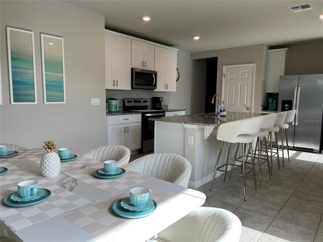 Building Photo - 17200 Cagan Crossings Blvd