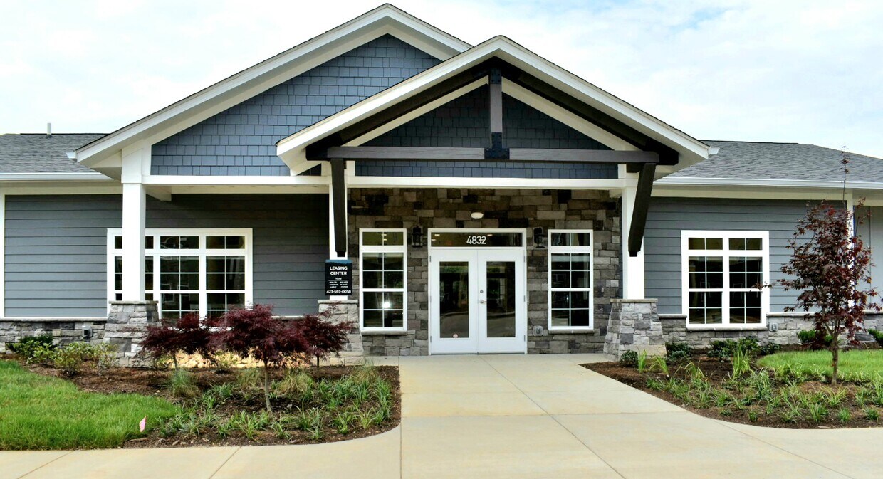 Jewel At Summit Pointe 4832 Ruby Red Dr Ooltewah, TN Apartments for