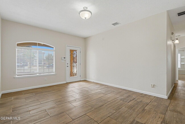 Building Photo - 13709 Paseo Sereno Dr