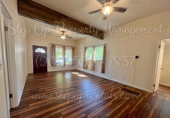 Foto del edificio - Newly Remodeled 3-Bedroom Home with Modern...