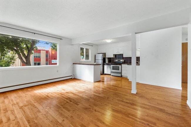 Building Photo - 2151 Hamilton St