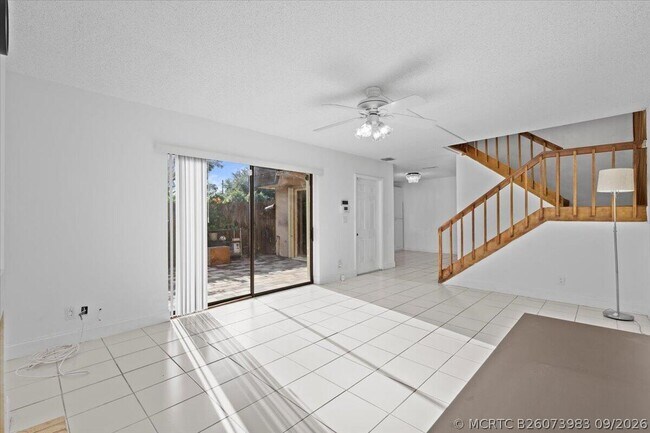 Foto del edificio - 1560 Forest Lakes Cir