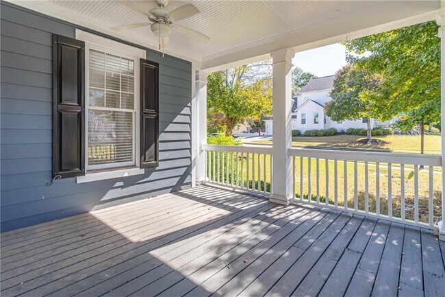 Foto del edificio - 7303 Rocking Chair Ln