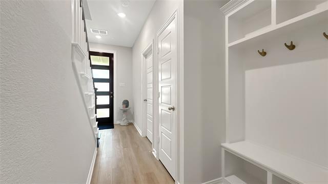 Foto del edificio - 8277 Huron Peak Dr