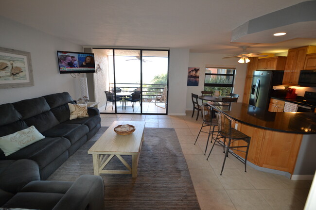 Building Photo - 1085 Bald Eagle Dr