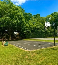 Building Photo - 600 Reusens Rd