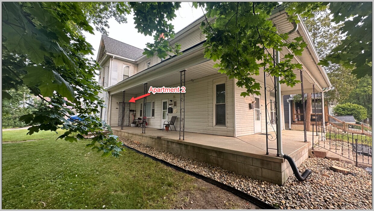 Primary Photo - 712 Poplar St