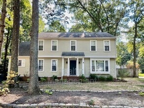 Building Photo - 2340 Pathfinder Cir