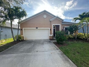 Building Photo - 3995 Aria Dr