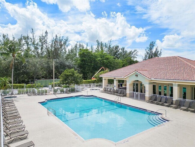 Foto del edificio - 1310 SW 48th Terrace