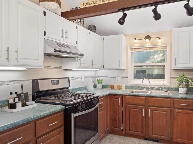 Foto del edificio - 1073 La Salle Ave