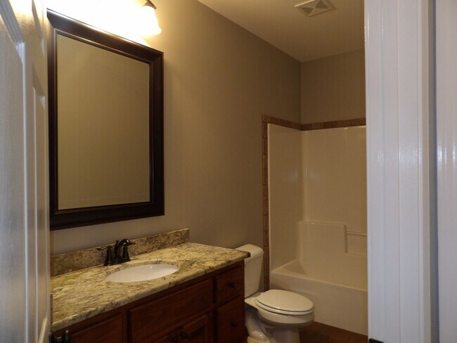 Foto del edificio - Oak Ridge Forest, Enterprise, AL