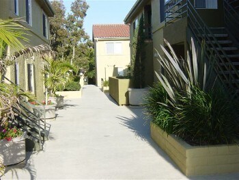 Foto del edificio - Upgraded, 2 dual primary bedrooms with bat...