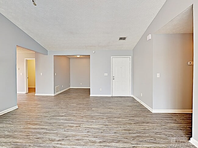 Building Photo - 2725 Archer Way