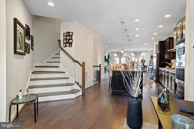 Foto del edificio - 7116 Telegraph Hill Rd