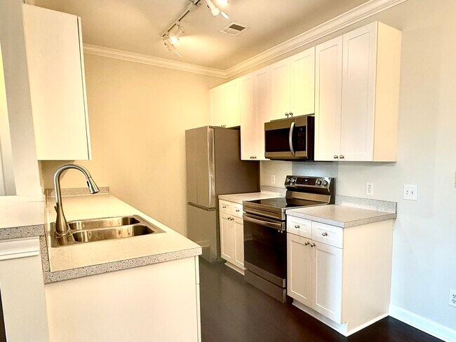 Building Photo - 1462 Wellbrooke Ln