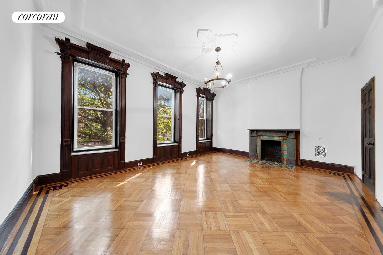 Building Photo - 209 Jefferson Ave