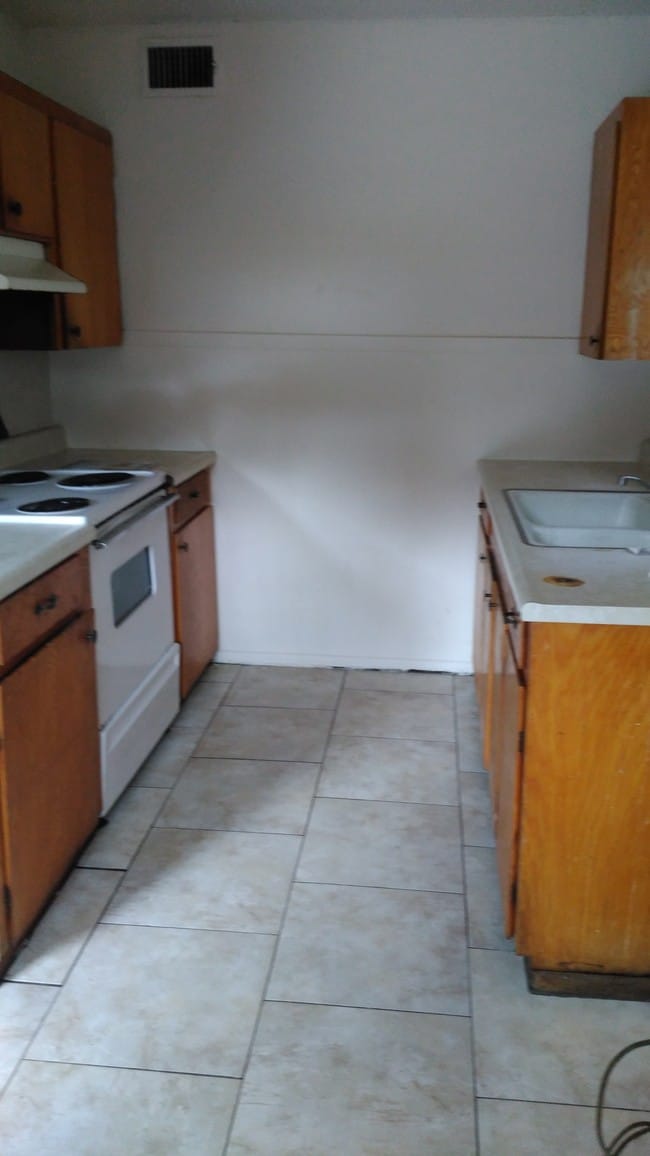 Building Photo - 1006 Baxley Ln