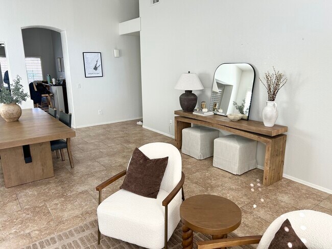 Foto del edificio - 17040 N 43rd Pl