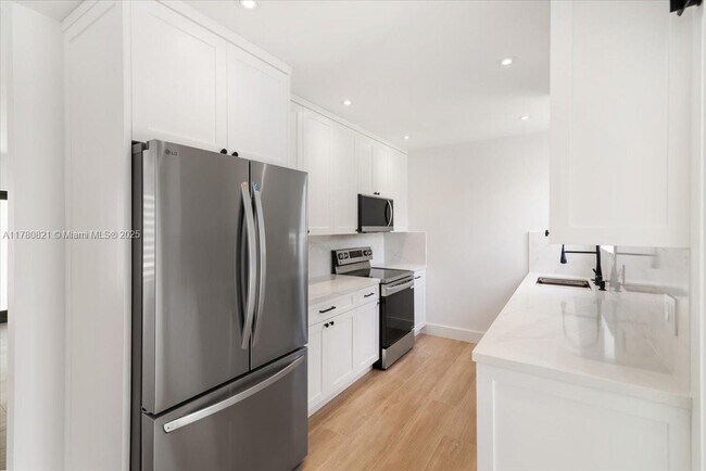 Building Photo - 7750 SW 17th Terrace