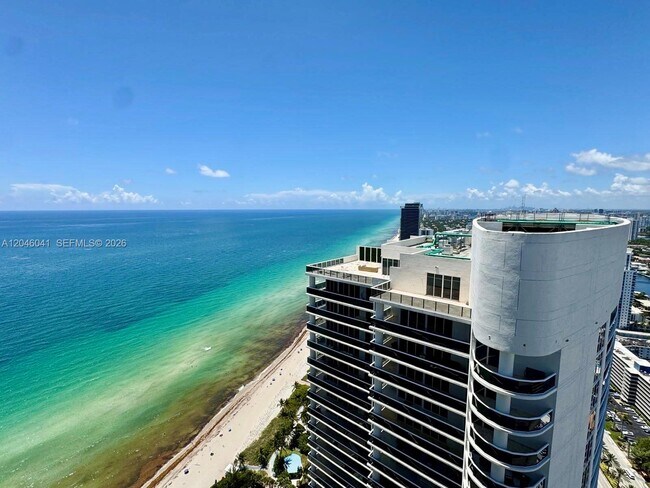 Building Photo - 1830 S Ocean Dr