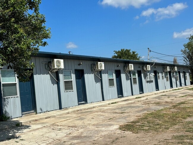 Foto del edificio - 1627 FM351