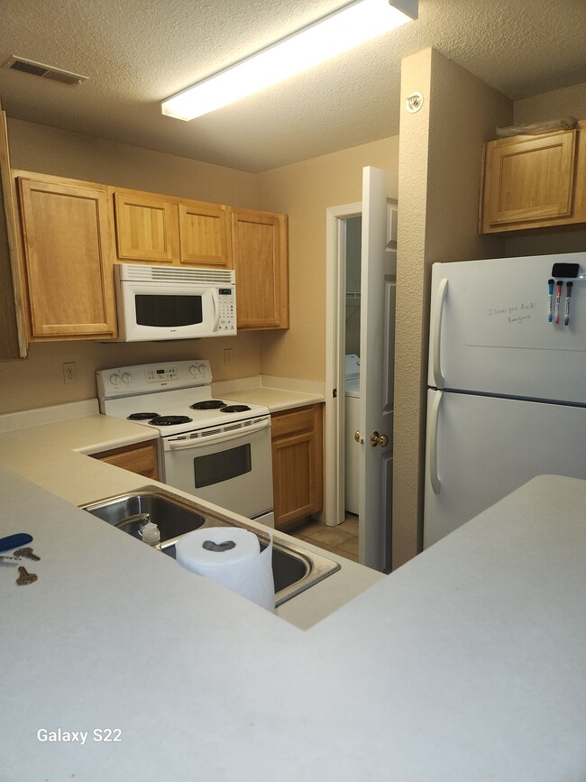 Cocina - Saddleback Ranch Apartments