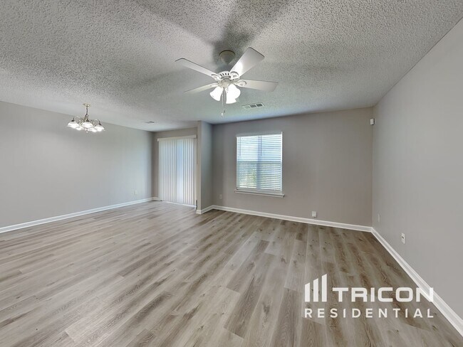 Foto del edificio - 740 Parkway Rd