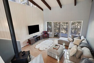 Building Photo - 63330 Pine Knoll Cir