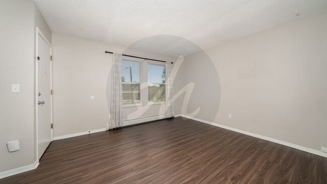 Foto del edificio - 720 Swope Ave