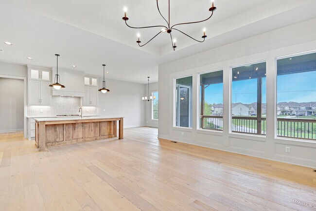 Building Photo - 20628 W 109th Ter