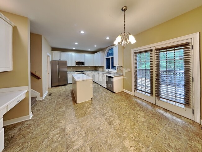 Building Photo - 4727 Cedar Wood Dr SW