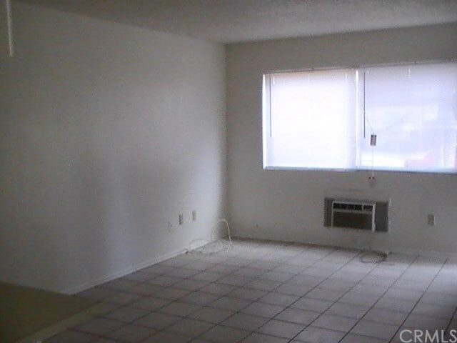 Building Photo - 1140 Cero Ct