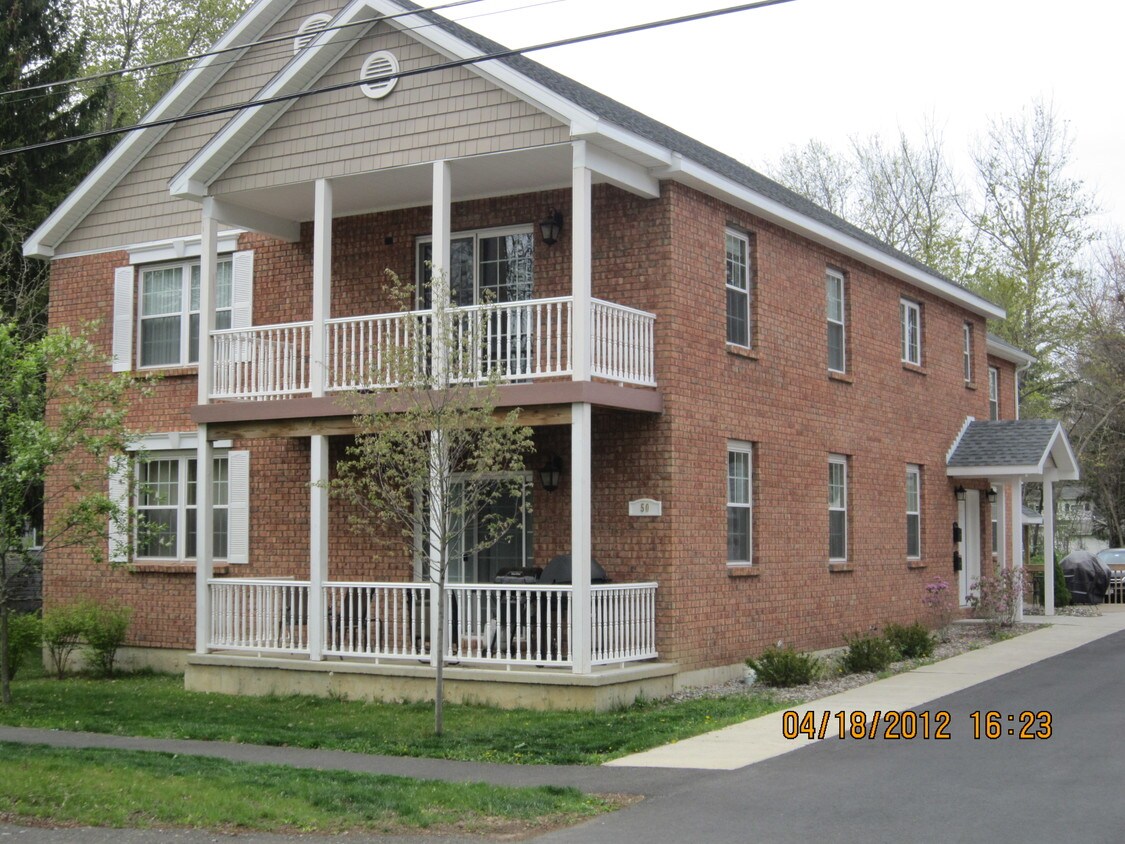 Primary Photo - 50 Hudson Ave