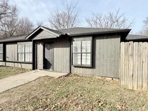 Building Photo - 506 Cormay Ct