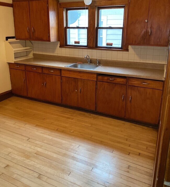 Foto del edificio - 2748 N 44th St