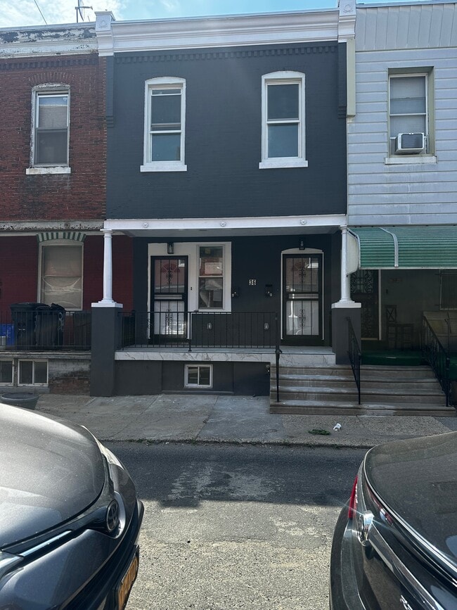 Building Photo - 36 S Redfield St