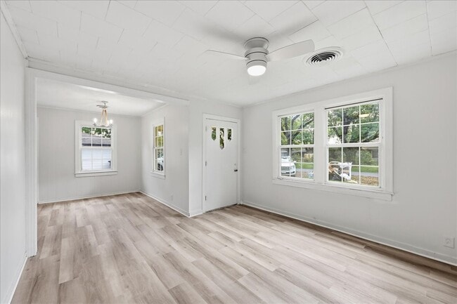 Foto del edificio - 519 S 13th St