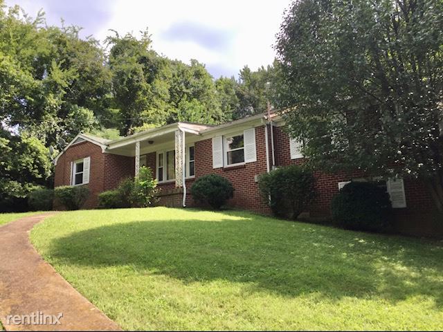 Primary Photo - 3 br, 2.5 bath House - 839 Hillwood Blvd